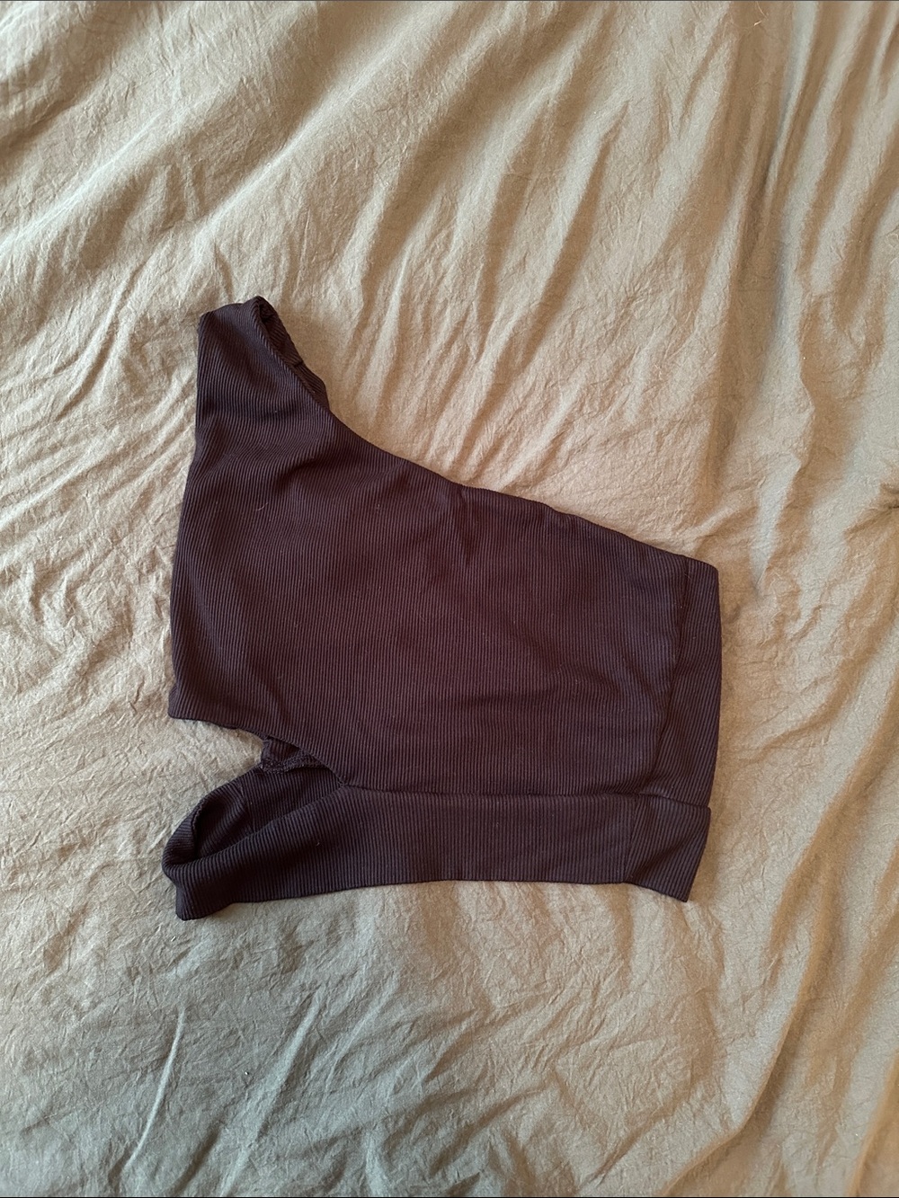 One-Shoulder Ribbed Crop Top with open Back in Black